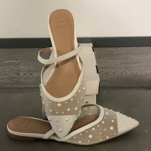 A New Day White Pearl Slides